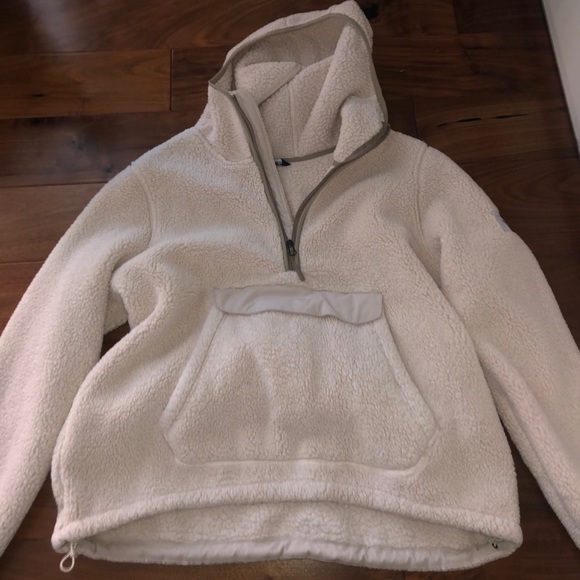 Northface Sherpa - Picture 1 of 3